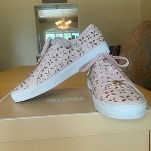 Micheal Kors rose gold sneakers size 9.5